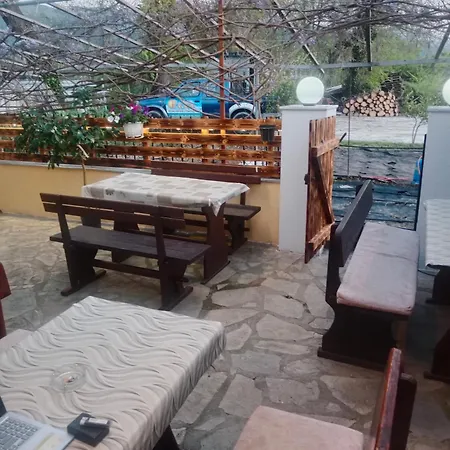 Patra Skala Prinou Apartamento