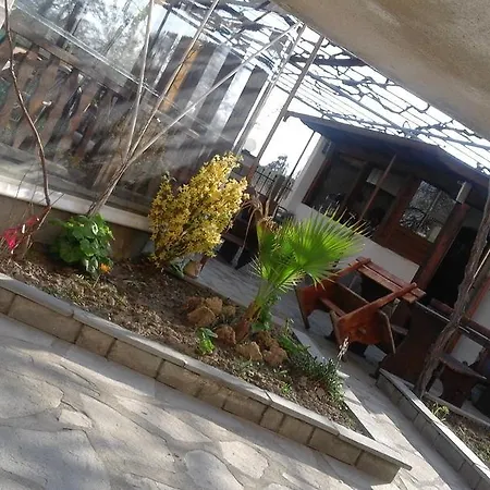 דירה Patra Skala Prinou