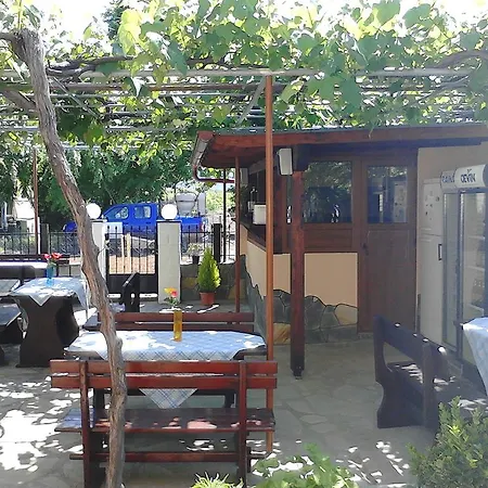 Patra Skala Prinou *