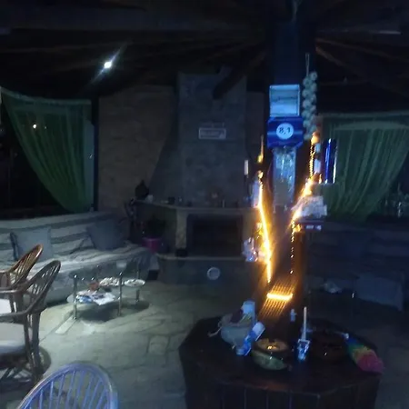 Patra Skala Prinou Appartement